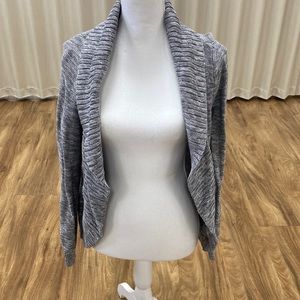 Womans medium Roxy Heather gray sweater